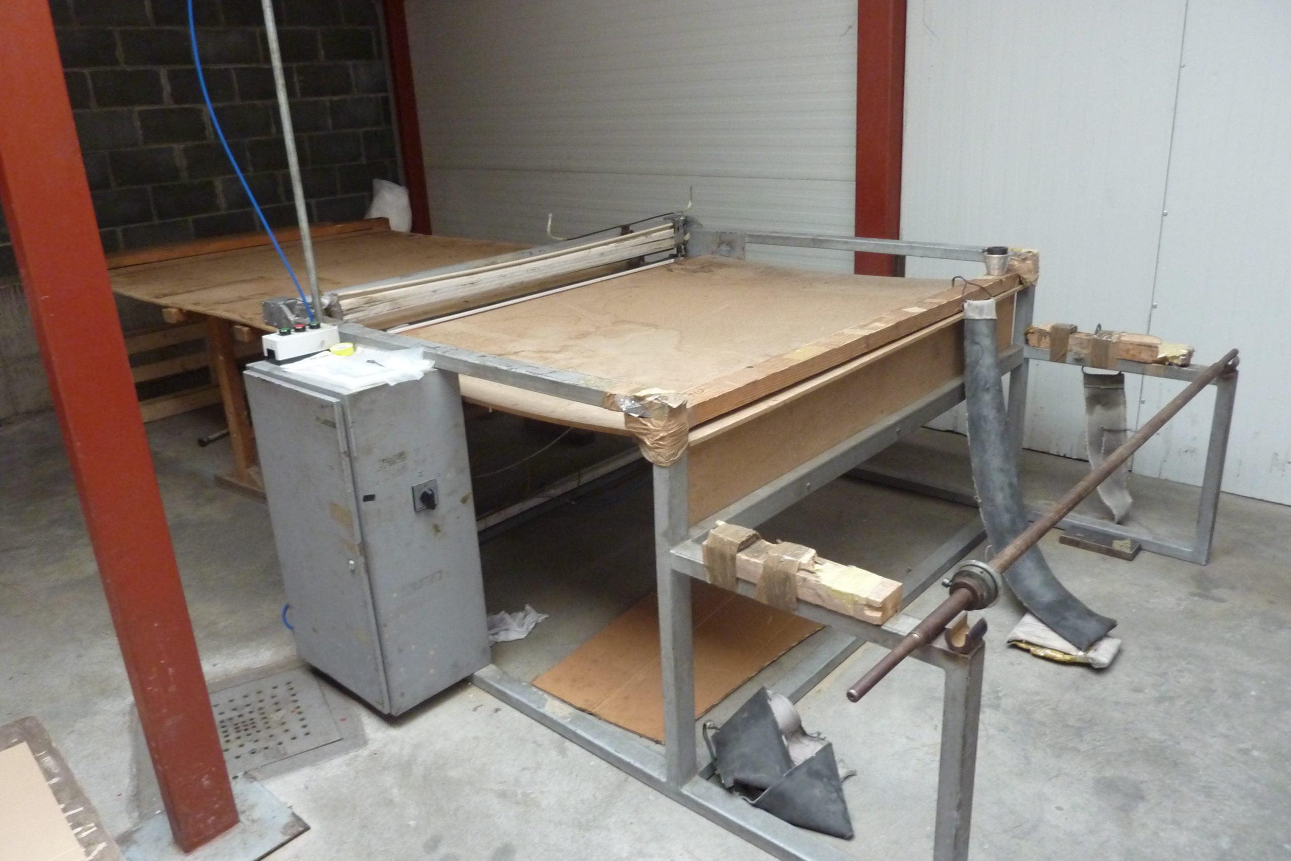 MANUAL HOOD SEALER L-1800